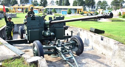 Gallery - 	Quân khu 9: Vui xuân mới, sẵn sàng chiến đấu cao